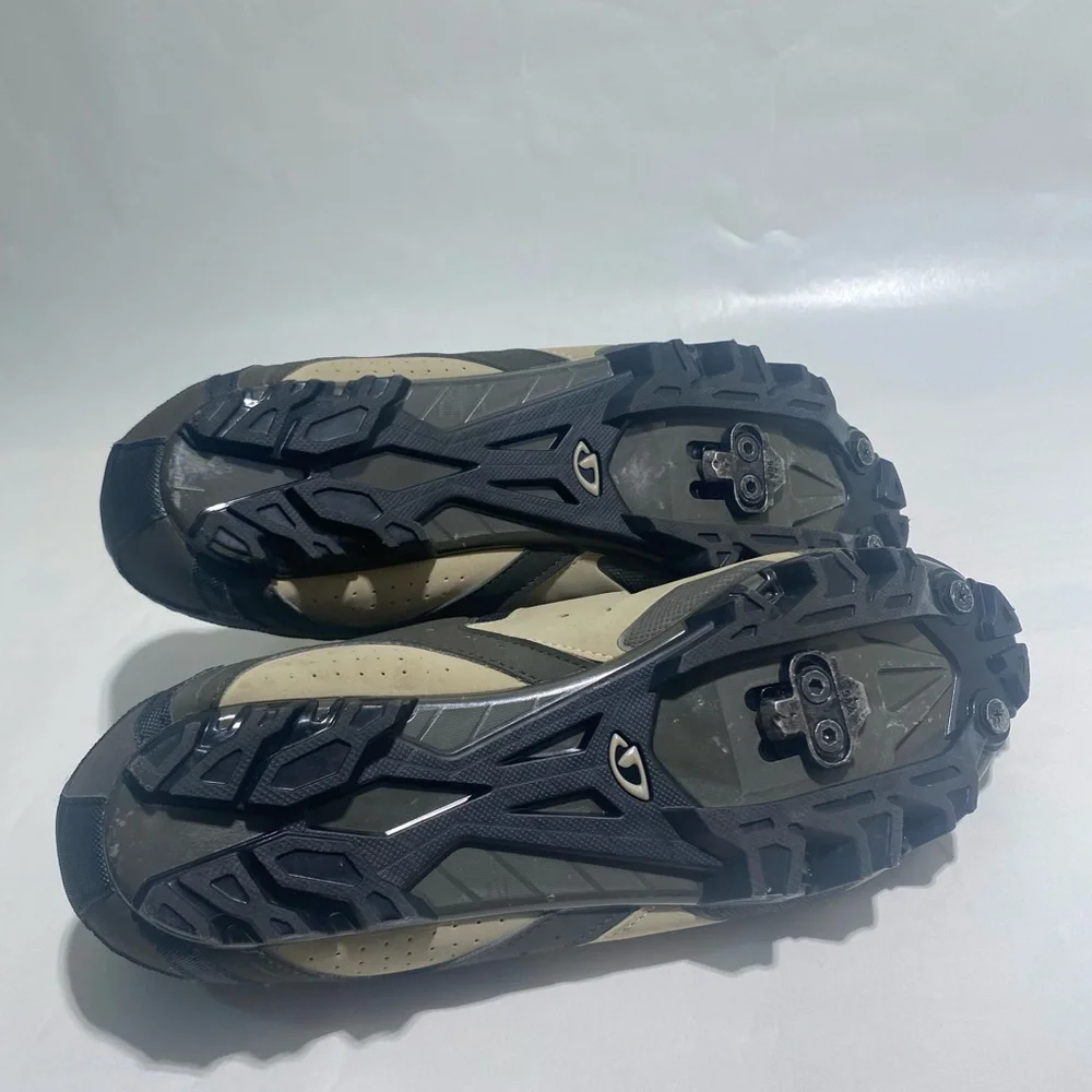 Giro Men's size 12 Cycling Shoes - Black and Tan - Picture 6 of 14